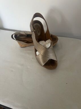 Clarks Women’s Metallic Pewter Crisscross Wedge Sandals